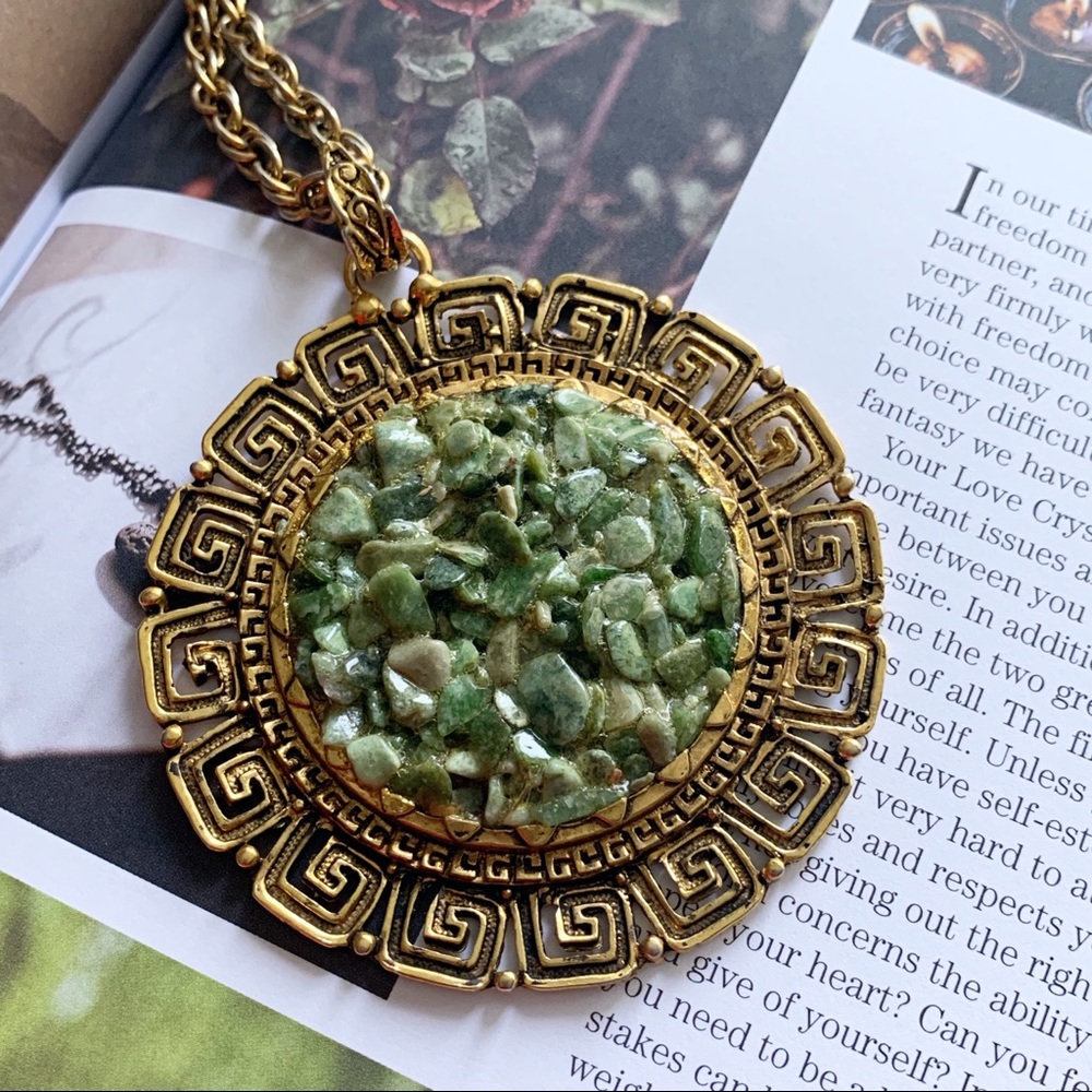 Green Aventurine bohemian pendant & necklace